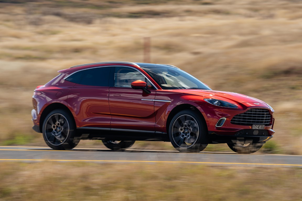 Aston Martin DBX (Automatic)